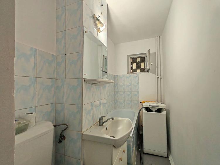 Apartament cu 2 camere nedecomandat, mobilat în Girocului