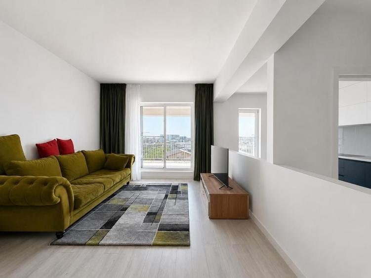 Apartament cu 3 camere decomandat în Titan