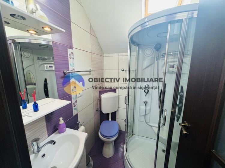 Casă individuală cu 6 camere cu Canalizare în 1 Mai