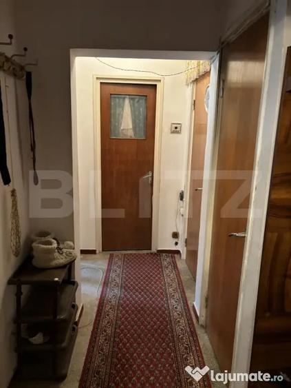 Apartament cu 2 camere decomandat în Vest