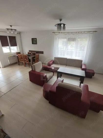 Casă cu 4 camere cu Teren 100 Mp în Central
