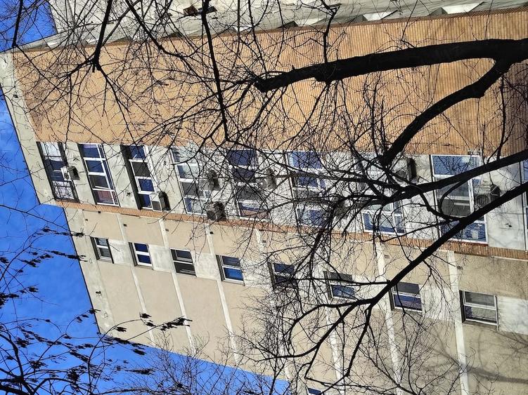 Apartament cu 2 camere decomandat în Drumul Taberei
