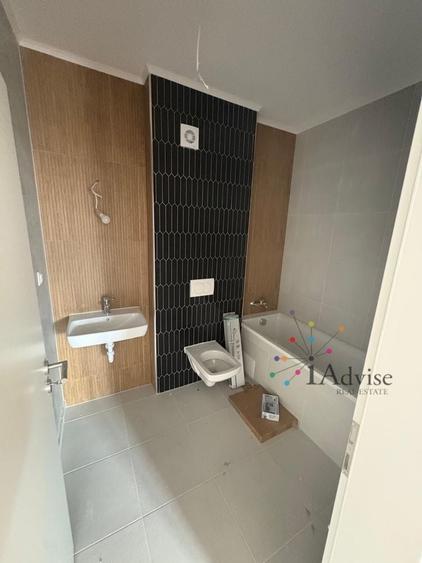 Apartament cu 3 camere decomandat în Avantgarden