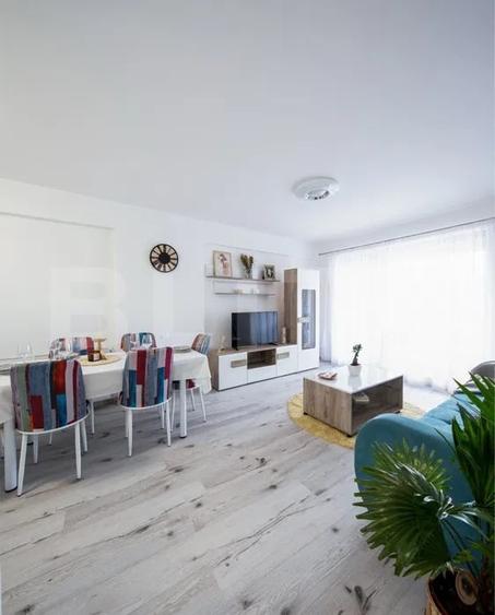 Apartament cu 2 camere semidecomandat, mobilat în Central