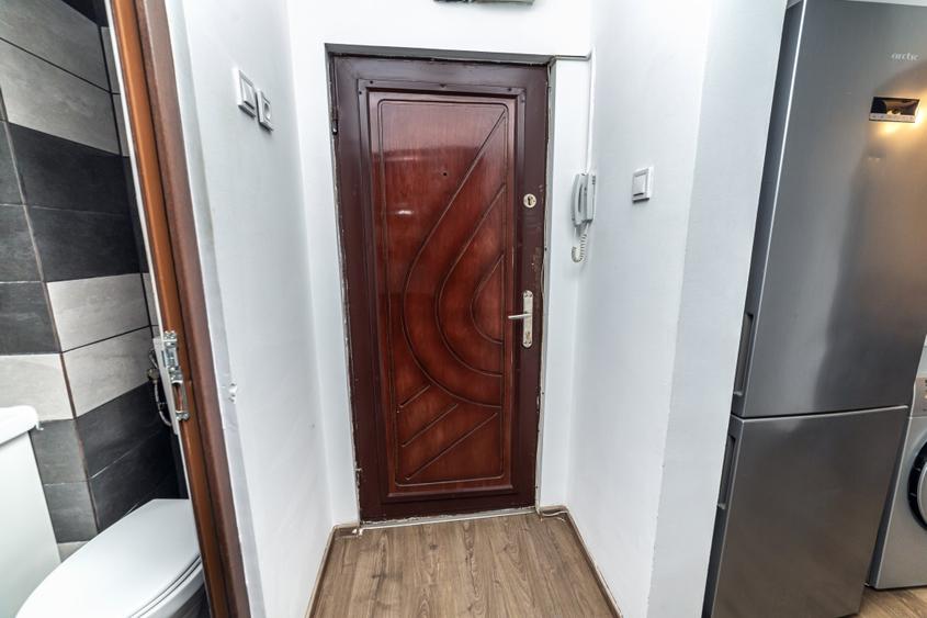 Apartament cu 2 camere decomandat, mobilat în Militari