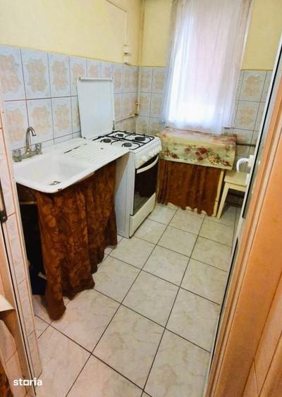 Apartament cu 2 camere decomandat în Vest