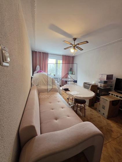 Apartament cu 3 camere decomandat, mobilat în Rahova
