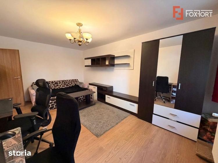Apartament cu 2 camere decomandat, mobilat în Soarelui