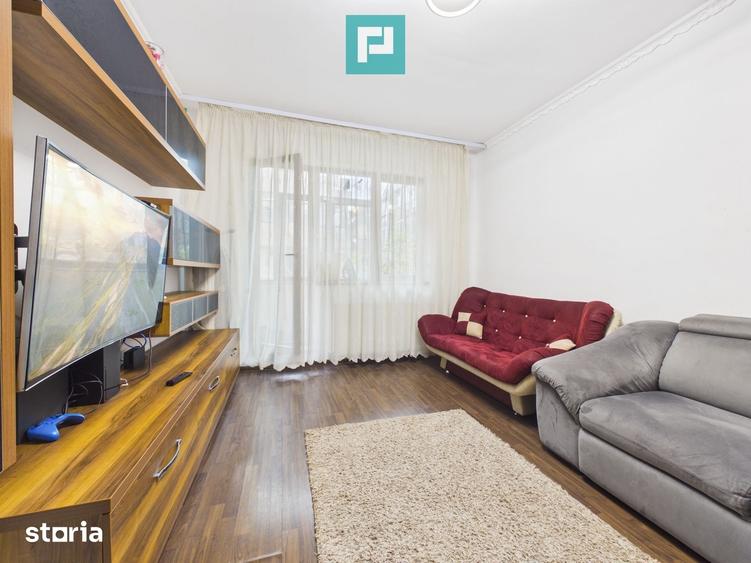 Apartament cu 3 camere în Rahova
