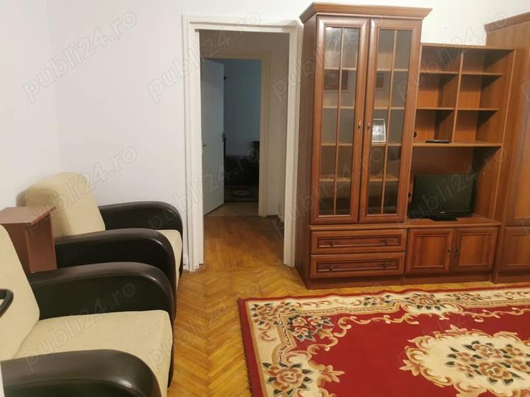 Apartament cu 2 camere semidecomandat în Brazda lui Novac