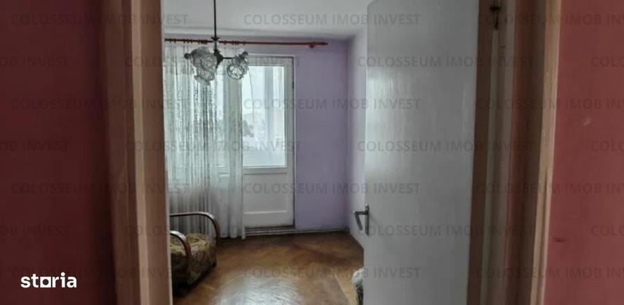 Apartament 3 camere, decomandat - zona Astra - 1
