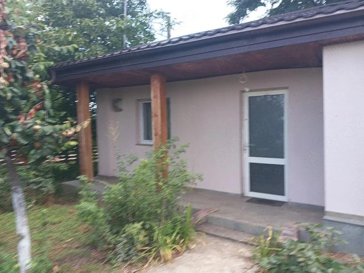 Casă cu Teren 1265 Mp în Fundeni