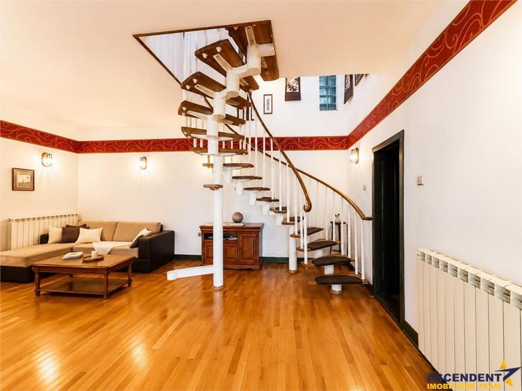 Vila individuala, arhitectura aparte, garaj, terasa, balcon - 15
