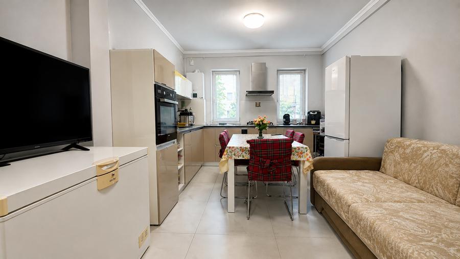 Apartament cu 2 camere decomandat în Giroc