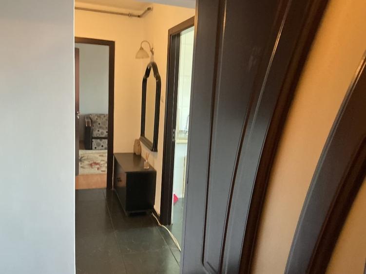Apartament 2 camere zona centrală - 1