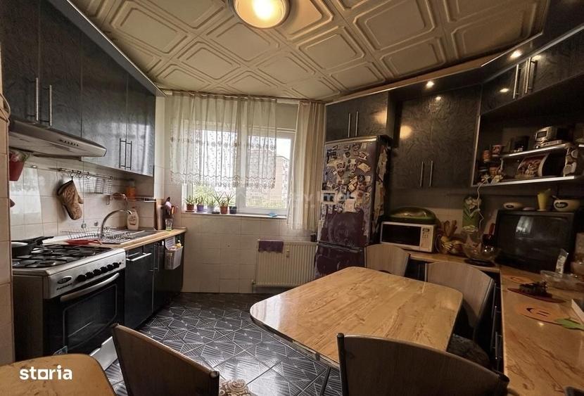 Apartament luminos cu priveliste frumoasa - 4 camere - Onisifor Ghibu - 5