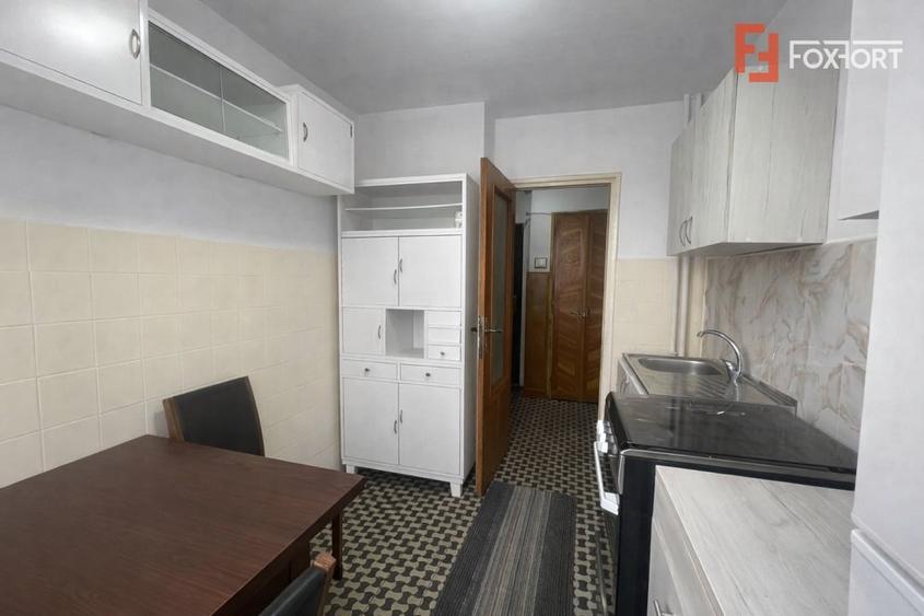 Apartament cu 2 camere nedecomandat, mobilat în Podgoria