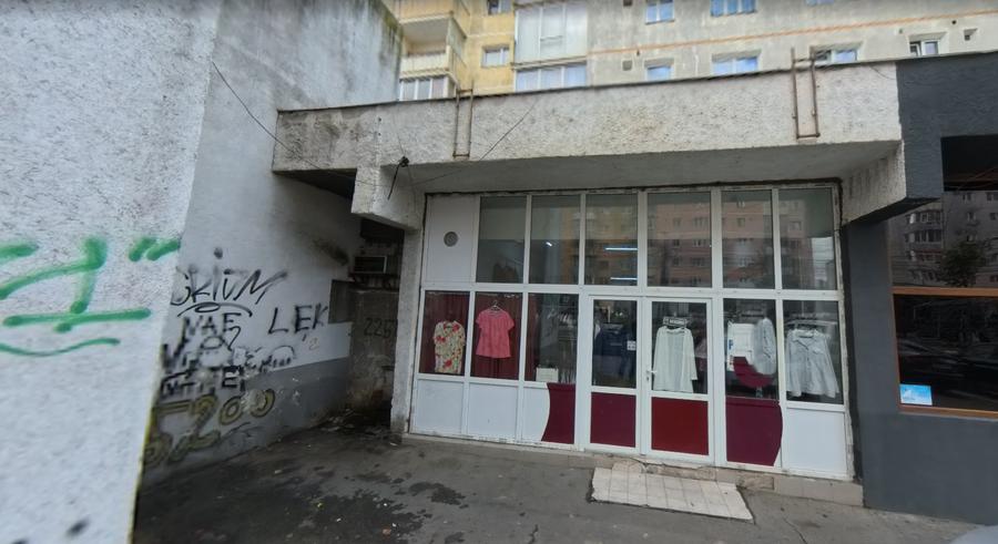Spațiu comercial, de 64.300003051758 mp, în Vasile Aaron