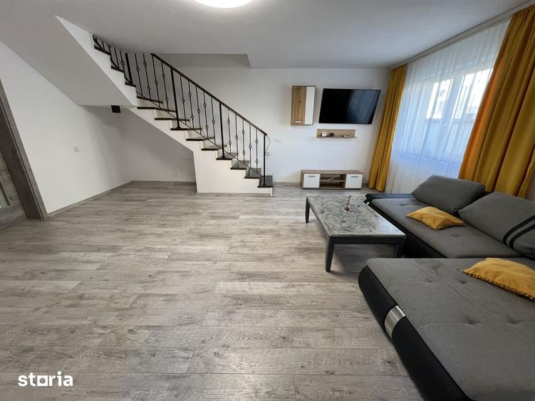 Casă cu 4 camere decomandat cu Teren 250 Mp în Țiglari