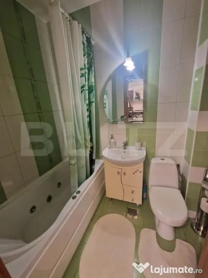 Apartament cu 2 camere decomandat în Central
