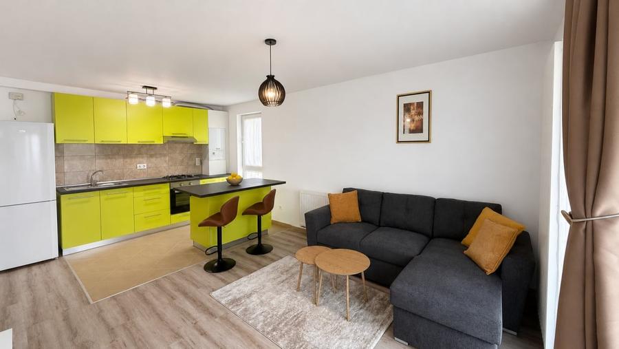 Apartament cu 2 camere decomandat, mobilat în Tractorul