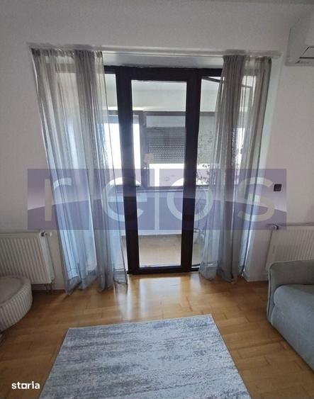 Apartament cu 3 camere decomandat în Foișorul de Foc
