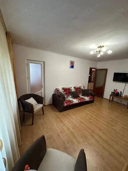 Apartament cu 2 camere decomandat în Aviației