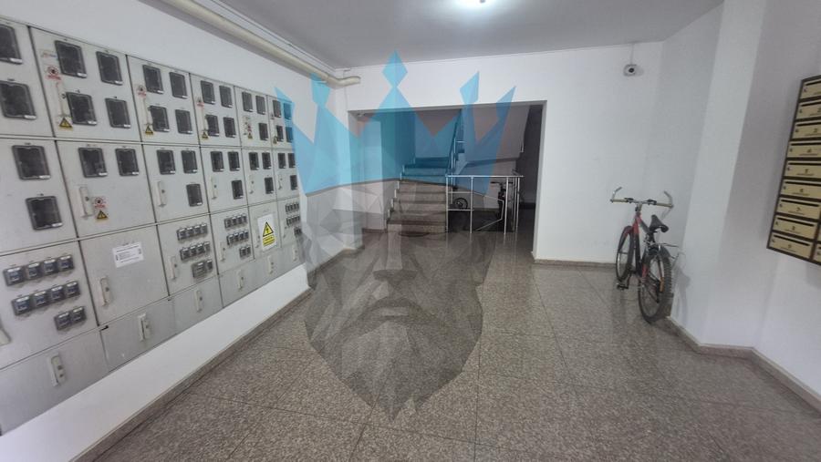 Apartament cu 2 camere decomandat, mobilat în Parcul Carol