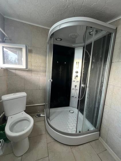 Casă cu 5 camere cu Teren 611 Mp în Cornu