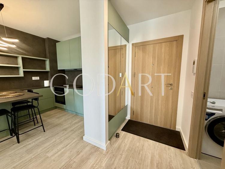 Apartament cu 2 camere decomandat, mobilat în P-ta Presei Libere