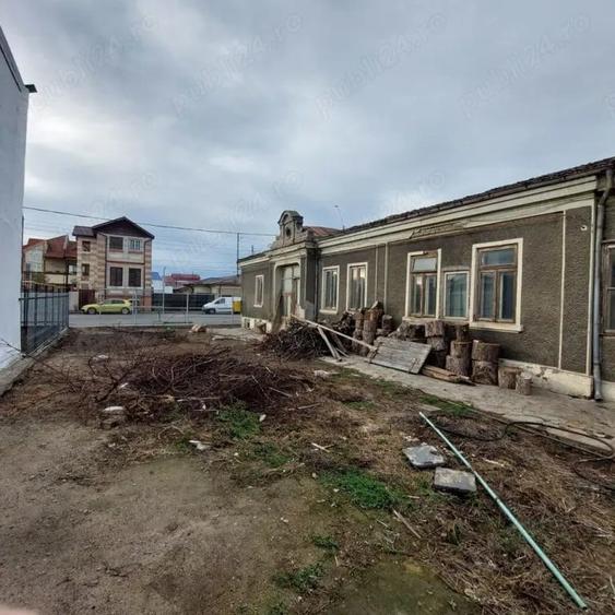 Teren de 600 mp, în Central