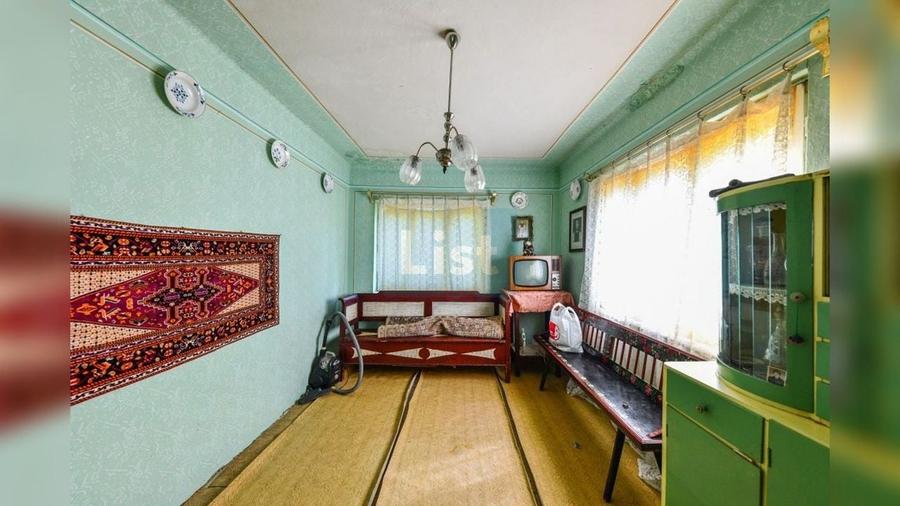 Casă cu 5 camere cu Teren 2594 Mp în Sic