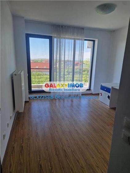 Apartament cu 3 camere decomandat, mobilat în Chiajna