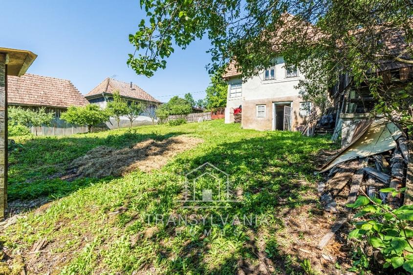 Casă individuală cu 2 camere cu Teren 1368 Mp în Livada (Petreștii de Jos)