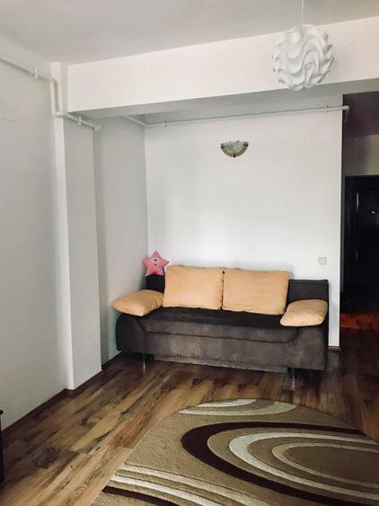Apartament cu 2 camere semidecomandat în Calea Turzii