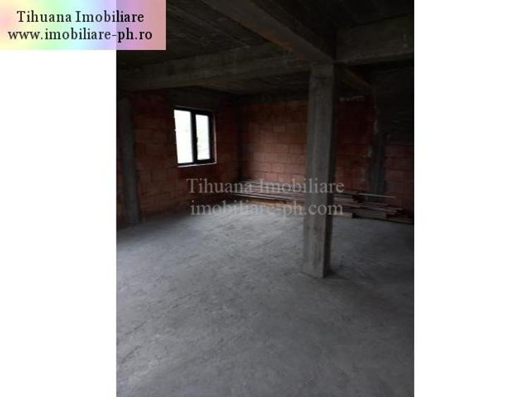 Casă individuală cu 4 camere cu Canalizare în Lipănești