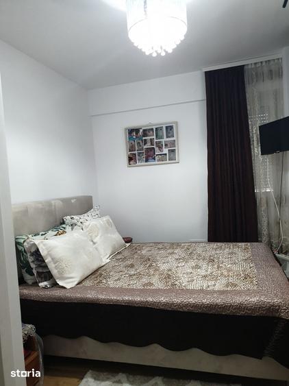 Apartament cu 3 camere în Calea Moldovei