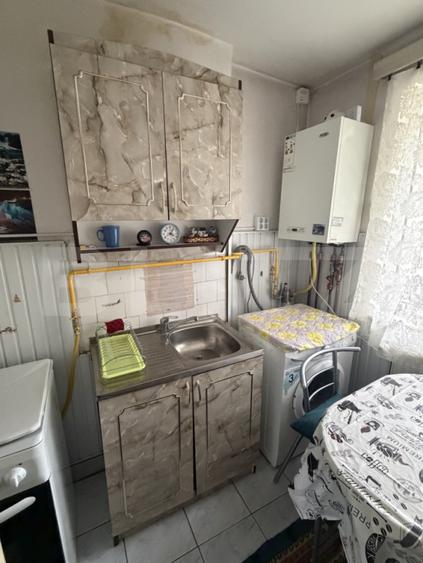 Apartament cu 2 camere nedecomandat, mobilat în Central