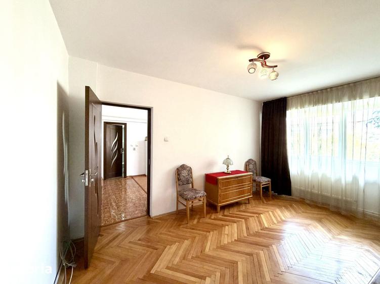 Apartament cu 3 camere în Central