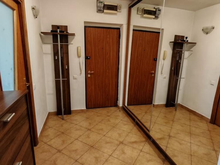 Apartament cu 2 camere semidecomandat, mobilat în Obor