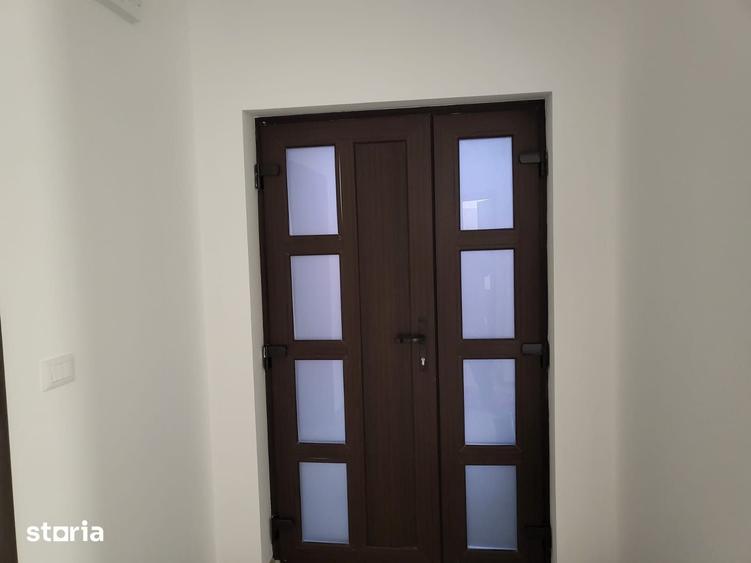 Casă cu 3 camere cu Teren 450 Mp în Mihai Eminescu