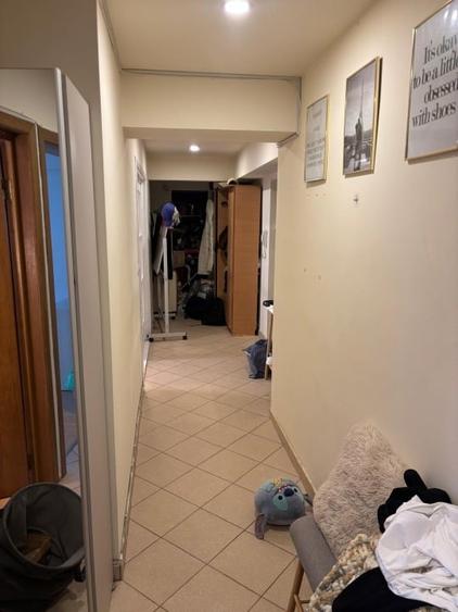 Apartament cu 3 camere decomandat, mobilat în Banu Manta