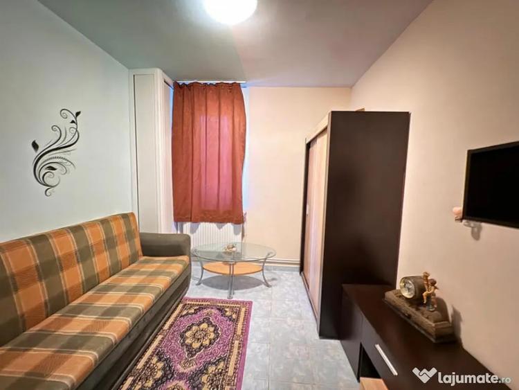 Apartament cu 2 camere semidecomandat în Abator
