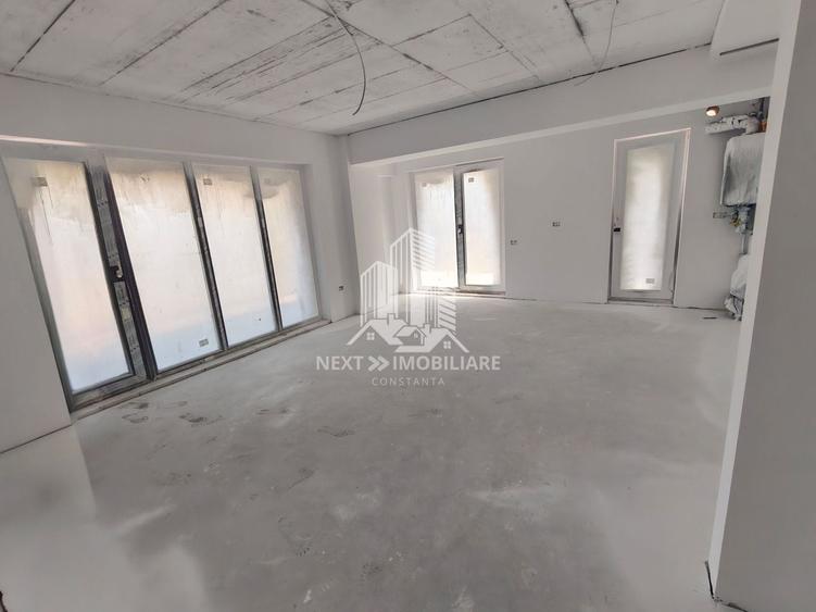 Apartament cu 2 camere decomandat în Universitate