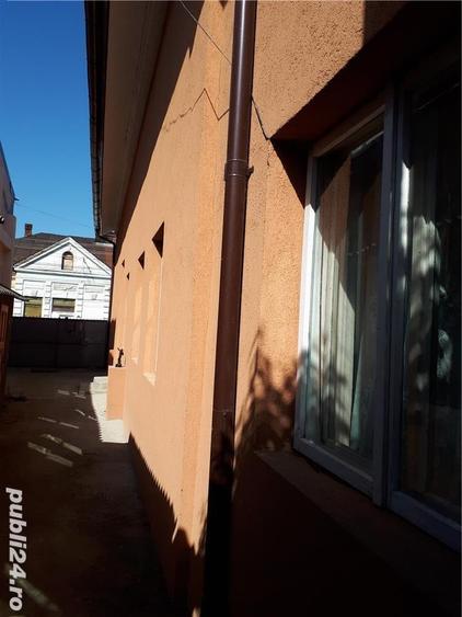 Casă cu 4 camere cu Teren 400 Mp în Roman