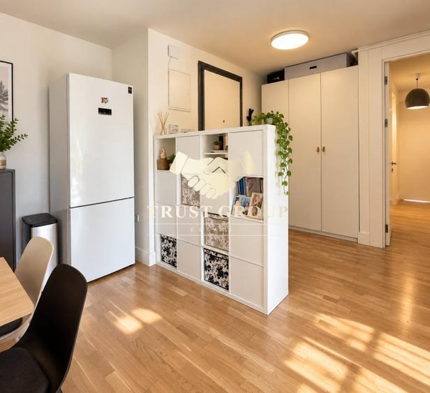 Apartament cu 3 camere decomandat în Floreasca