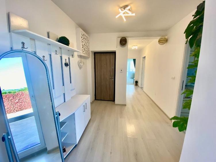 Apartament cu 2 camere decomandat, mobilat în Bucium