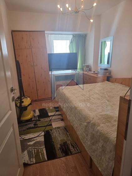 Apartament cu 2 camere decomandat în P-ța Alba Iulia