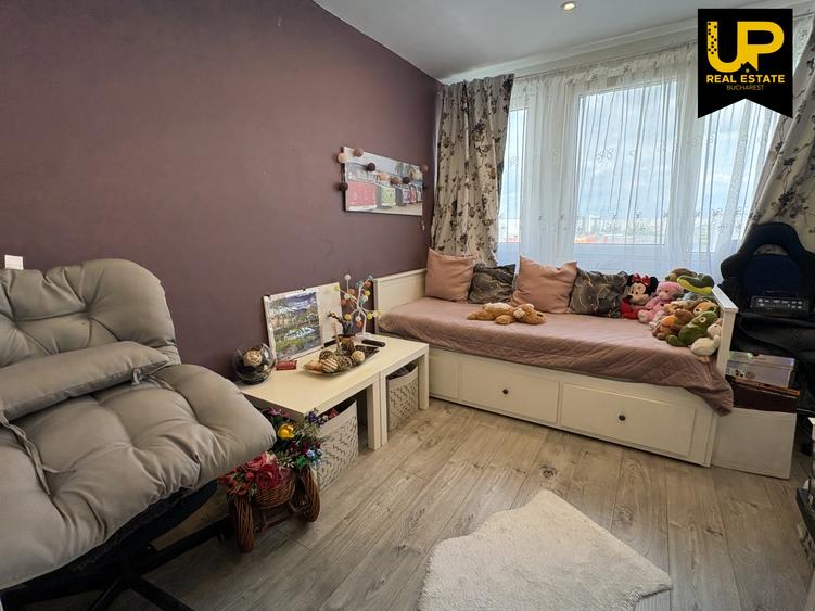 Apartament cu 3 camere semidecomandat, mobilat în Titan