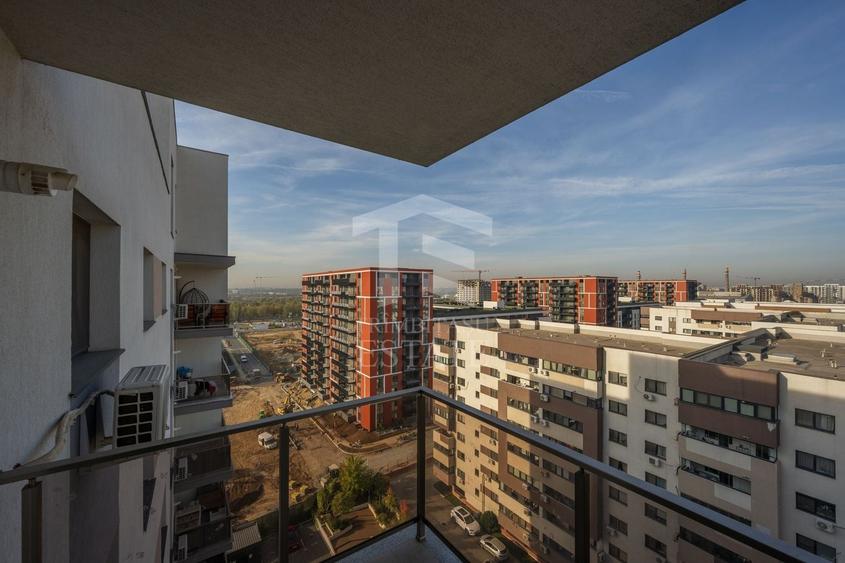 Apartament cu 3 camere semidecomandat, mobilat în Titan